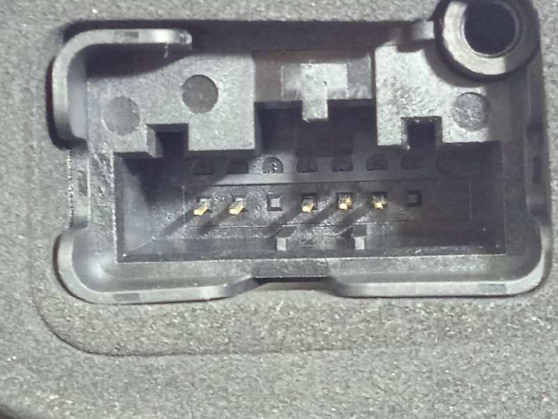 Recambio de cerradura puerta trasera derecha para volkswagen t-cross style referencia OEM IAM 10A839016  