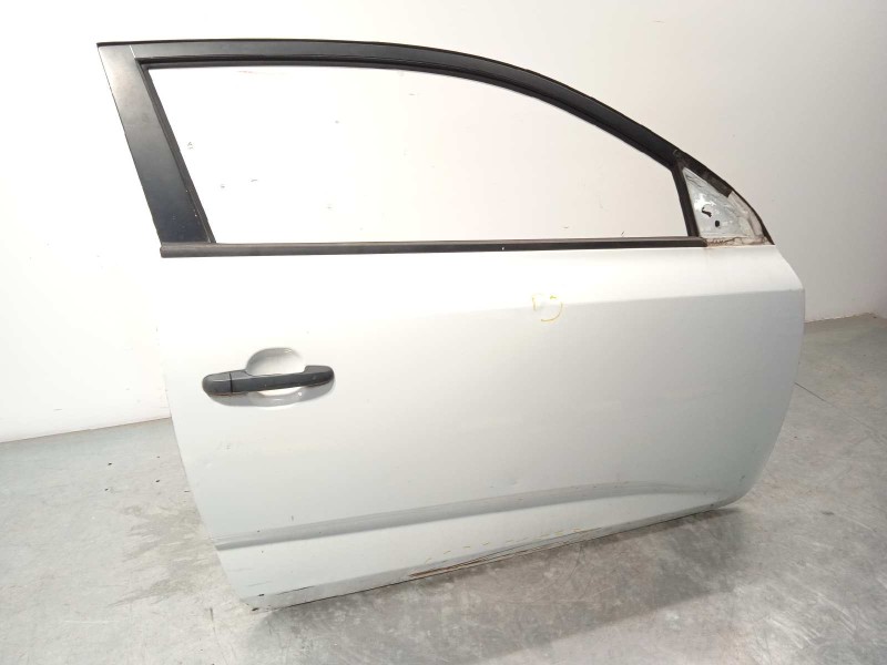Recambio de puerta delantera derecha para kia cee´d 1.6 crdi cat referencia OEM IAM 760041H300  