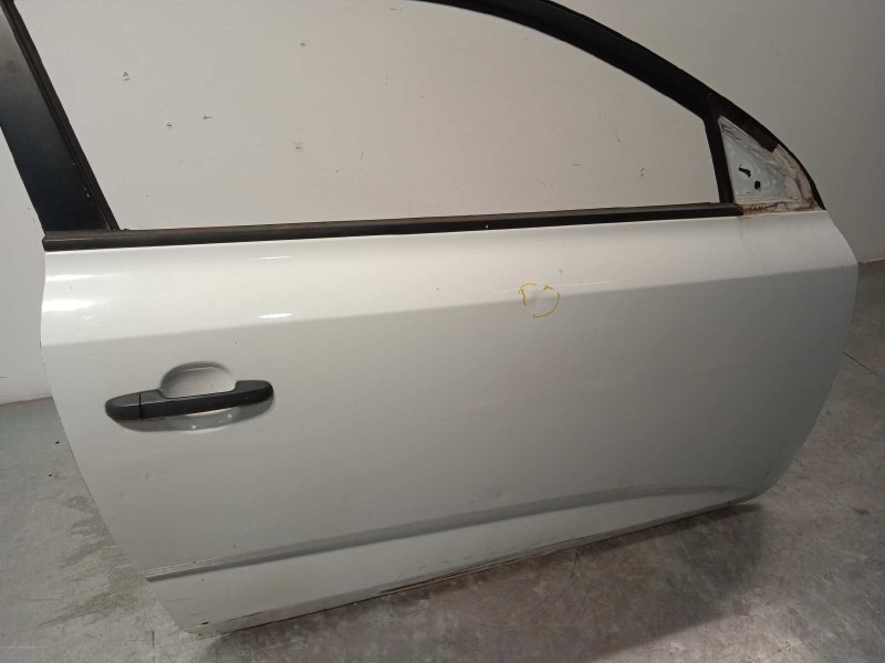 Recambio de puerta delantera derecha para kia cee´d 1.6 crdi cat referencia OEM IAM 760041H300  