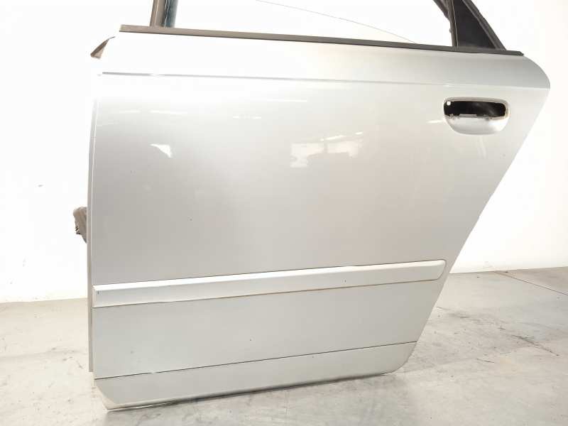 Recambio de puerta trasera izquierda para seat exeo berlina (3r2) 2.0 tdi referencia OEM IAM 3R0833051  