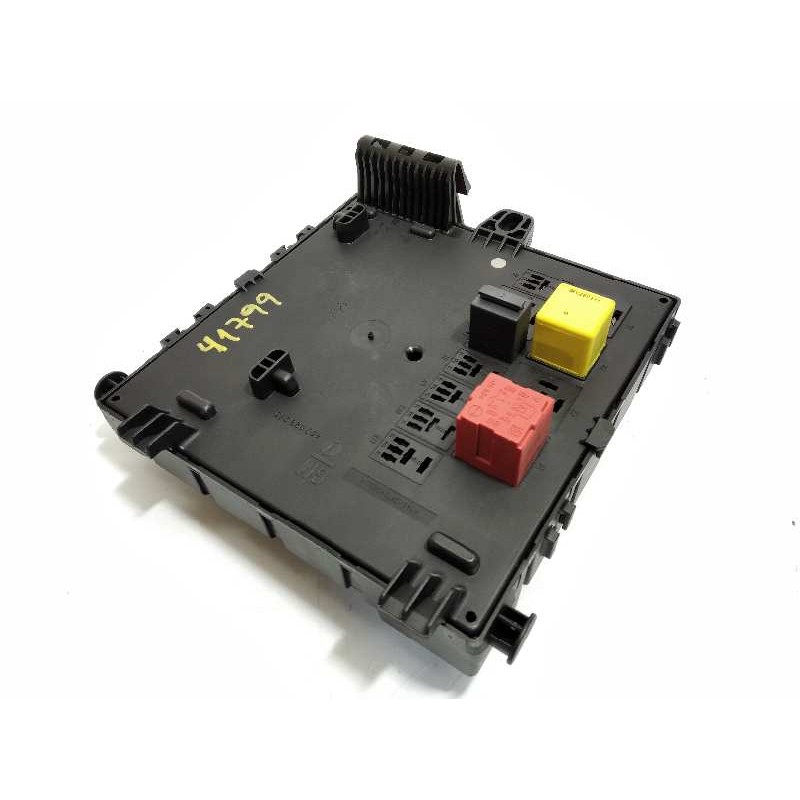 Recambio de caja reles / fusibles para saab 9-3 sport sedán griffin referencia OEM IAM 12769679  519161301