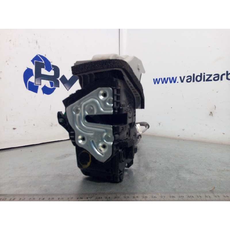 Recambio de cerradura puerta trasera izquierda para hyundai kona 1.0 tgdi cat referencia OEM IAM 81410J9000  