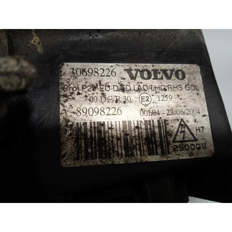 Recambio de faro derecho para volvo s80 berlina 2.4 d referencia OEM IAM 30698226  89098226