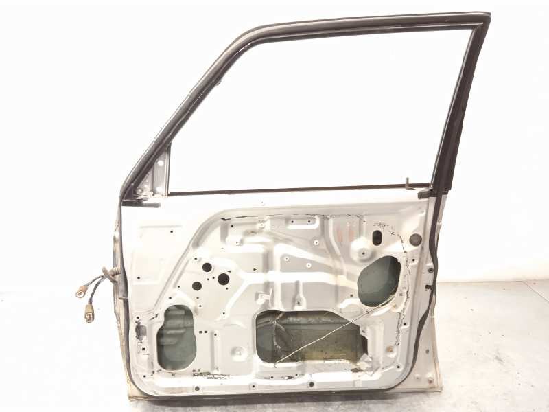 Recambio de puerta delantera derecha para mitsubishi montero (v20/v40) 2.8 turbodiesel referencia OEM IAM MR439494  