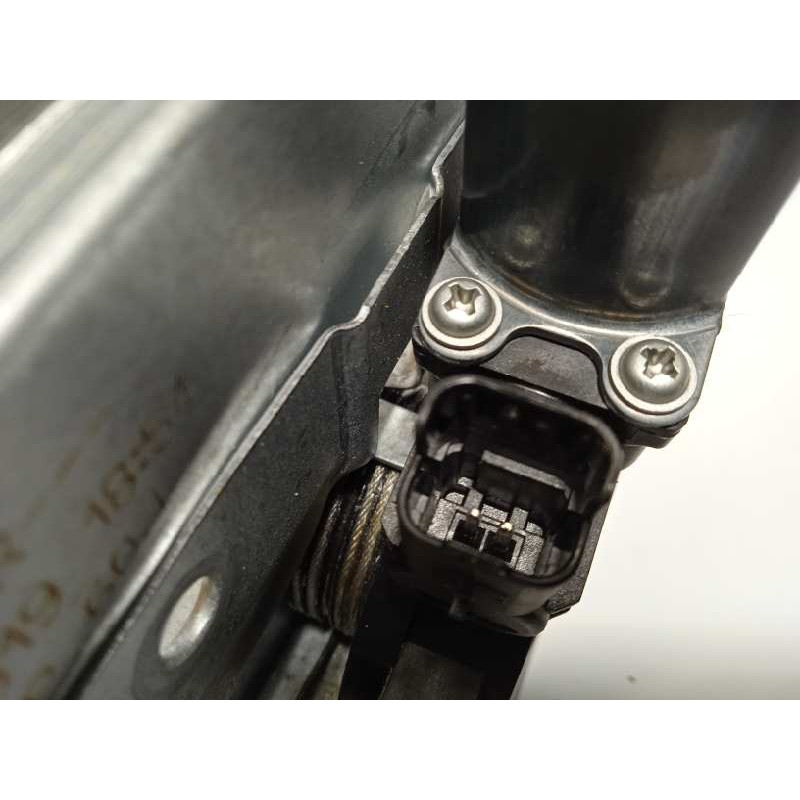 Recambio de elevalunas trasero izquierdo para dacia duster ii 1.3 tce cat referencia OEM IAM 827210622R  