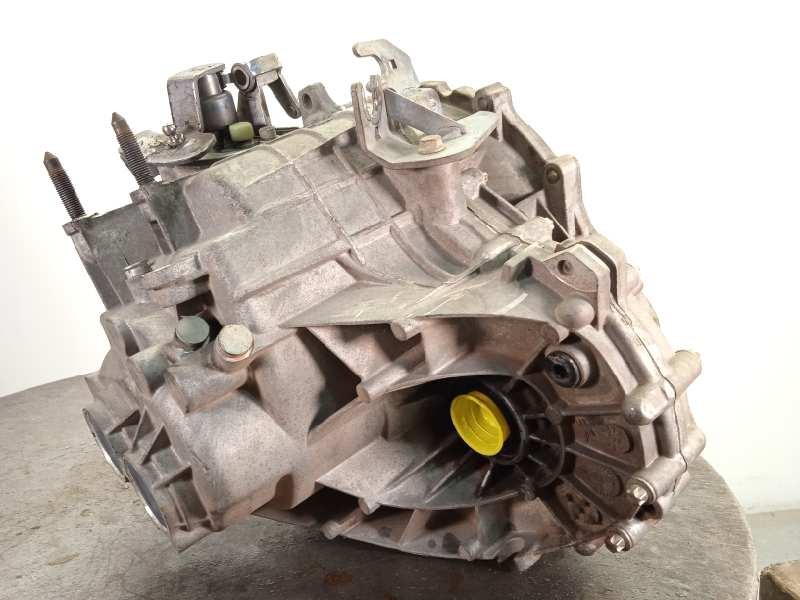 Recambio de caja cambios para mitsubishi colt berlina 3 (z30) cleartec referencia OEM IAM P2500A239  2500A239