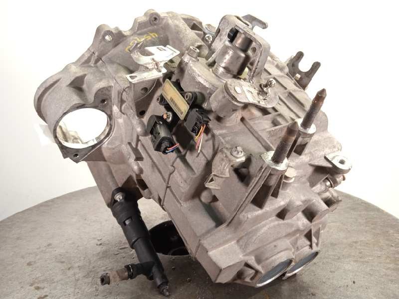 Recambio de caja cambios para mitsubishi colt berlina 3 (z30) cleartec referencia OEM IAM P2500A239  2500A239