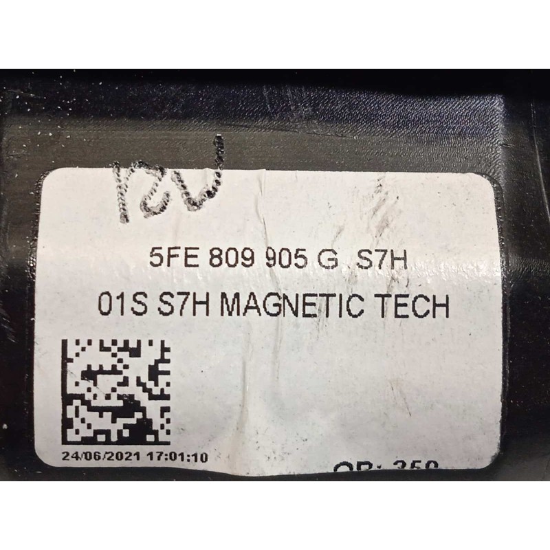 Recambio de tapa exterior combustible para seat leon sportstourer (kl8) fr referencia OEM IAM 5FE809905G  5FE809905GGRU