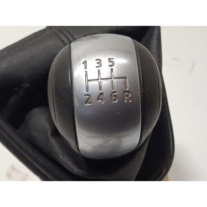 Recambio de palanca cambio para land rover freelander (lr2) 2.2 td4 cat referencia OEM IAM 7G9N7K387DF  