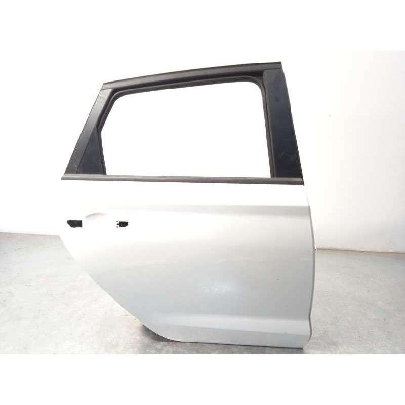 Recambio de puerta trasera derecha para hyundai i30 (pd) 1.0 tgdi cat referencia OEM IAM 77004G4700  