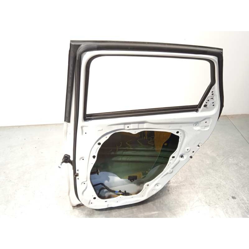 Recambio de puerta trasera derecha para hyundai i30 (pd) 1.0 tgdi cat referencia OEM IAM 77004G4700  