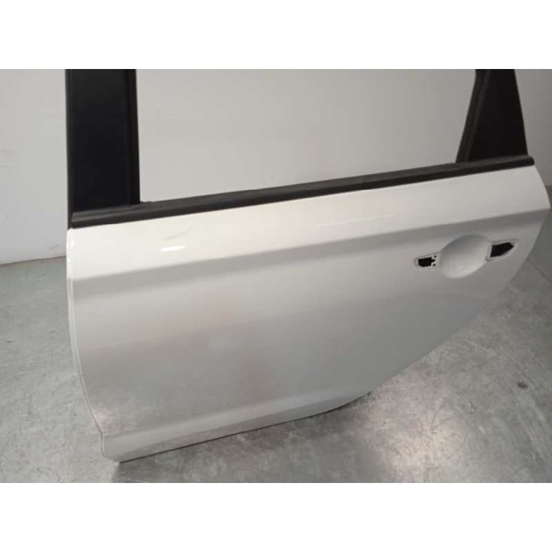 Recambio de puerta trasera izquierda para hyundai i30 (pd) 1.0 tgdi cat referencia OEM IAM 77003G4700  