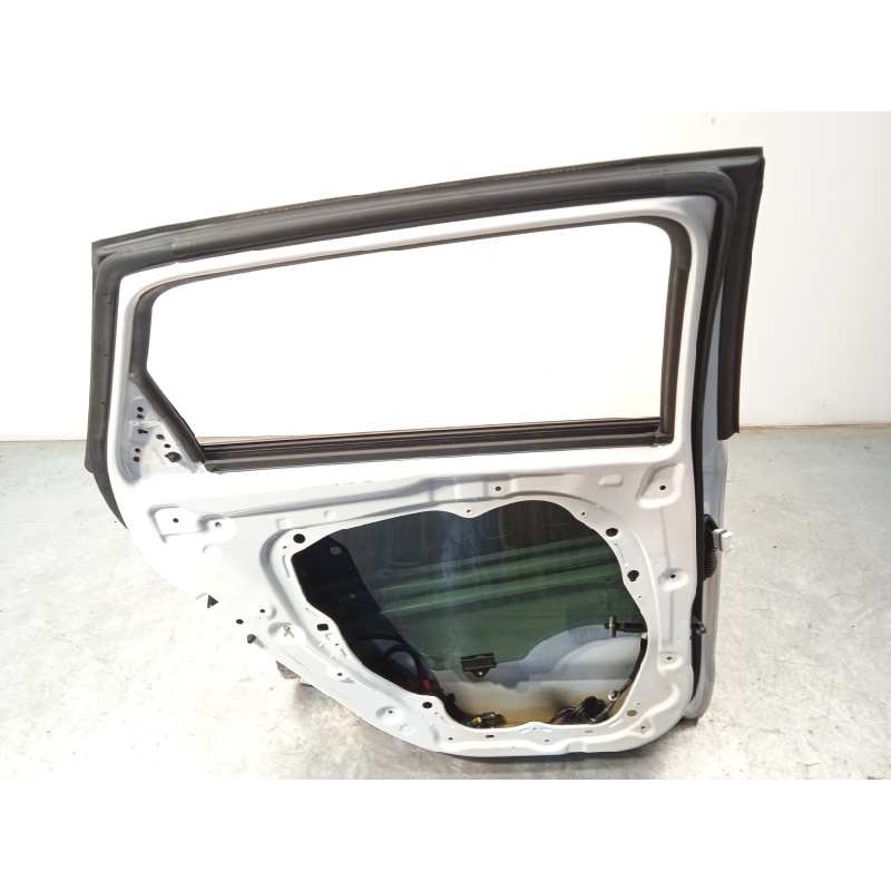 Recambio de puerta trasera izquierda para hyundai i30 (pd) 1.0 tgdi cat referencia OEM IAM 77003G4700  
