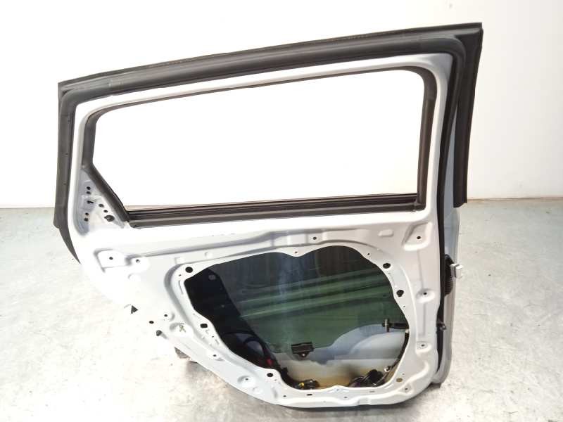 Recambio de puerta trasera izquierda para hyundai i30 (pd) 1.0 tgdi cat referencia OEM IAM 77003G4700  