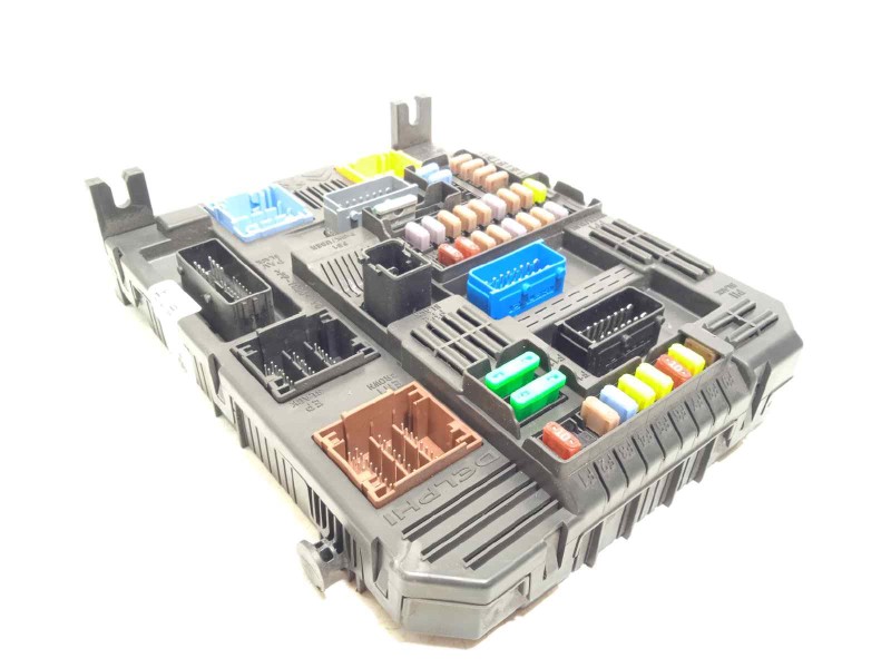 Recambio de caja reles / fusibles para citroën c4 picasso feel referencia OEM IAM 9819851380 28550133 1663368880