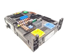 Recambio de caja reles / fusibles para citroën c4 picasso feel referencia OEM IAM 9819851380 28550133 1663368880 2