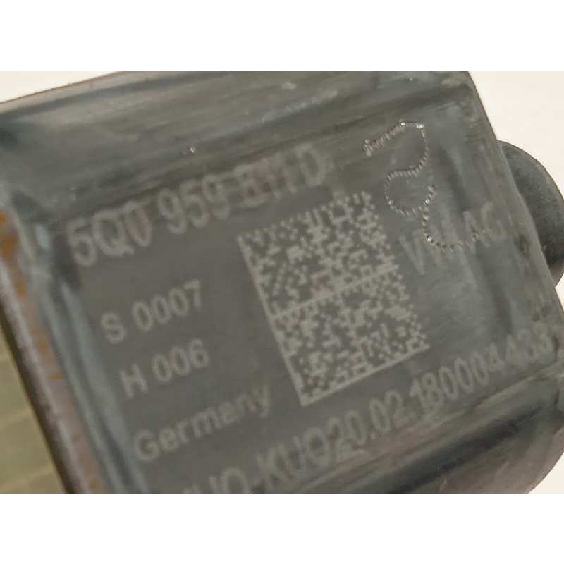 Recambio de elevalunas trasero izquierdo para volkswagen polo 1.0 tsi referencia OEM IAM 2G6839461C  5Q0959811D