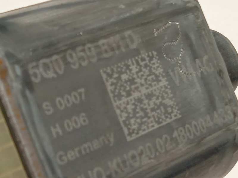 Recambio de elevalunas trasero izquierdo para volkswagen polo 1.0 tsi referencia OEM IAM 2G6839461C  5Q0959811D