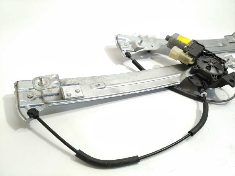 Recambio de elevalunas delantero derecho para ford kuga (cbs) trend referencia OEM IAM 1944391  