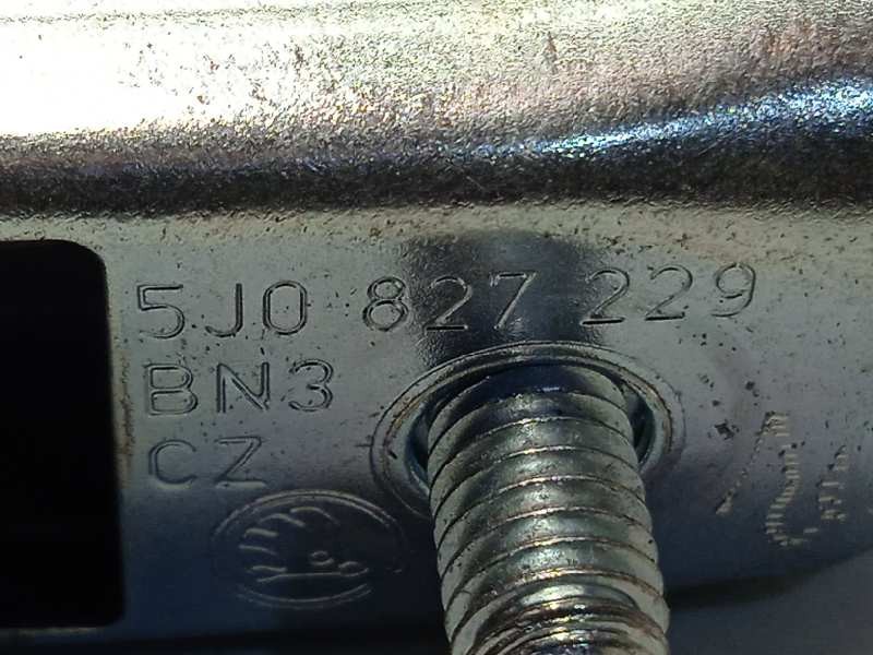 Recambio de maneta exterior porton para audi a1 sportback (8xf) attraction referencia OEM IAM 5J0827229  