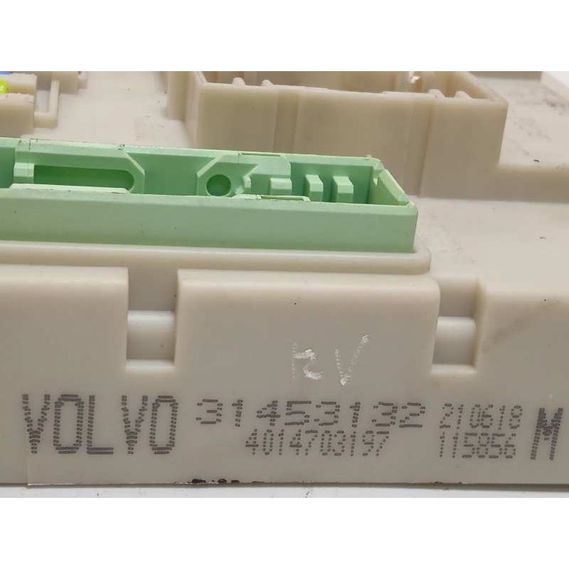 Recambio de caja reles / fusibles para volvo v40 2.0 cat referencia OEM IAM 31453132  