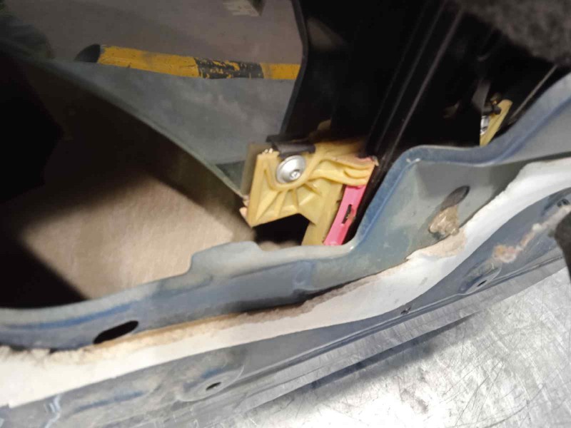 Recambio de puerta trasera izquierda para citroën c4 picasso feel referencia OEM IAM 9801573080  