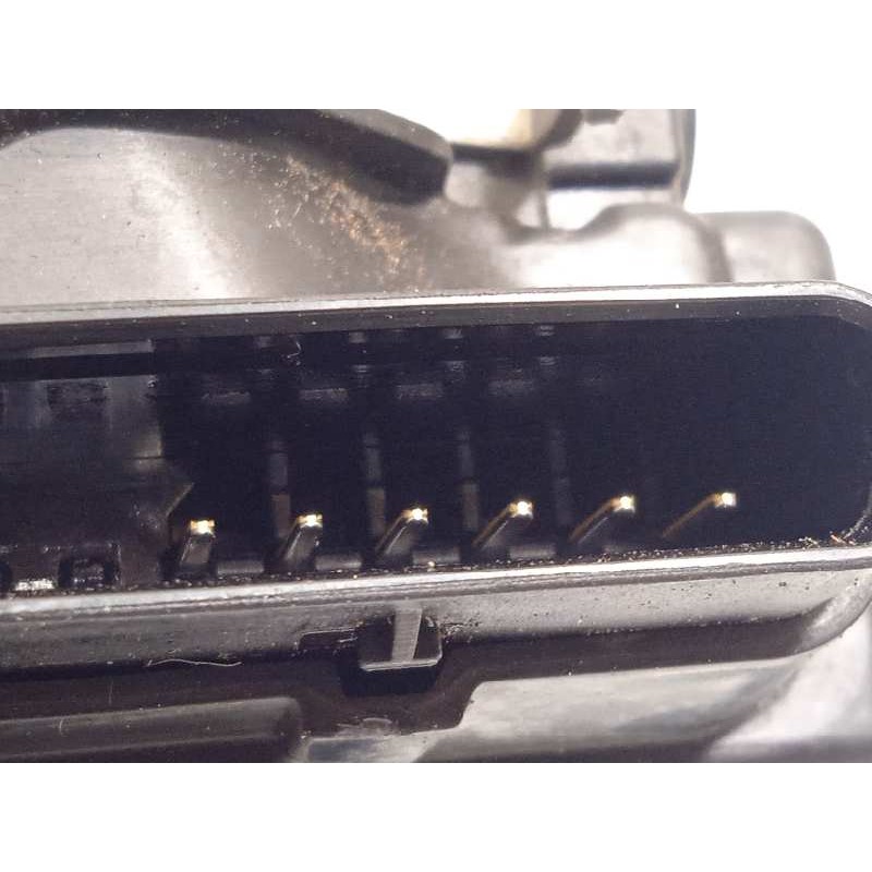 Recambio de cerradura puerta delantera derecha para volvo v40 2.0 cat referencia OEM IAM 31440390  