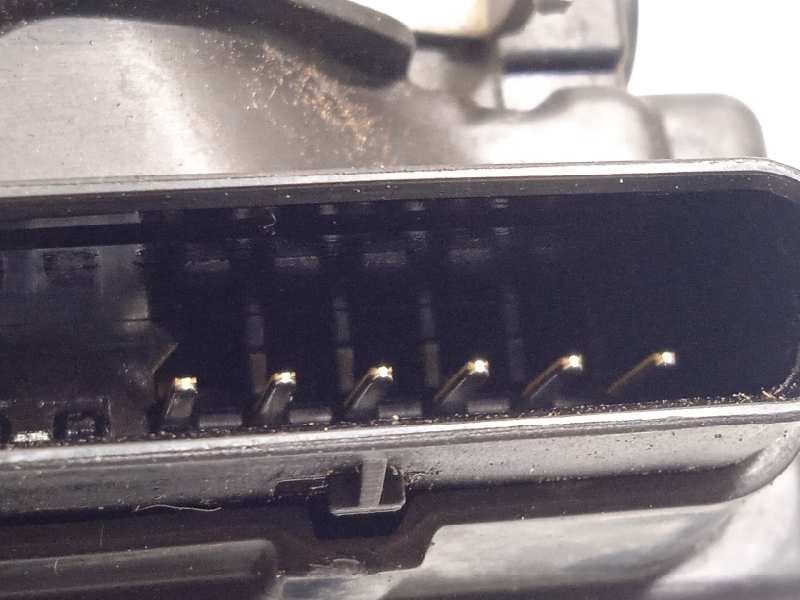 Recambio de cerradura puerta delantera derecha para volvo v40 2.0 cat referencia OEM IAM 31440390  