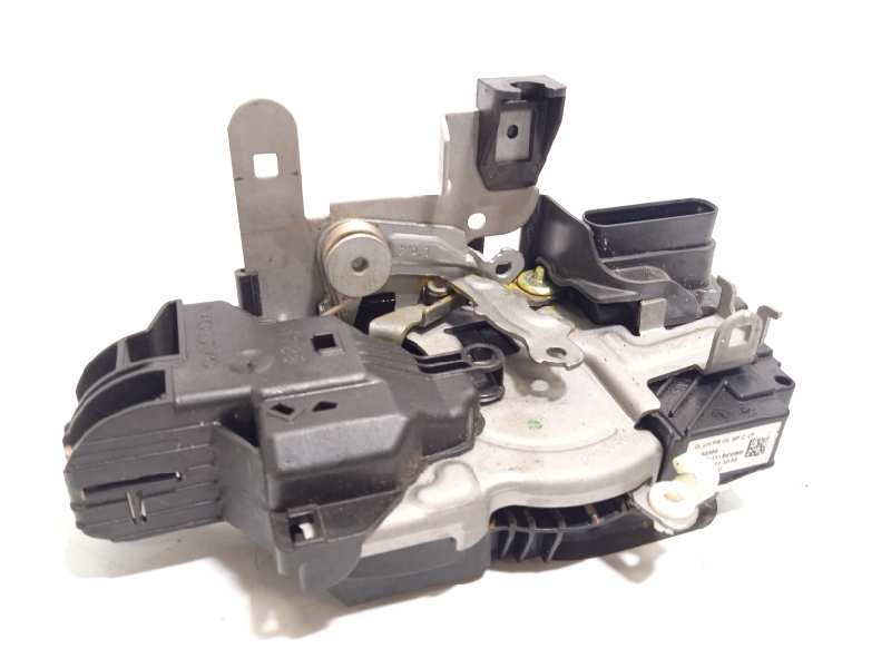 Recambio de cerradura puerta delantera izquierda para volvo v40 2.0 cat referencia OEM IAM 31440389  