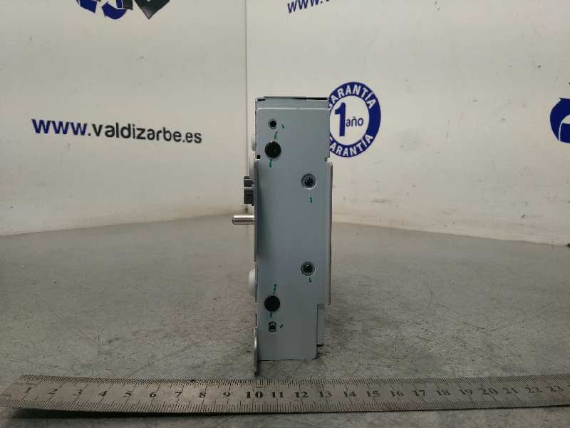 Recambio de pantalla multifuncion para ford kuga (cbs) trend referencia OEM IAM CJ5T18B955FD  