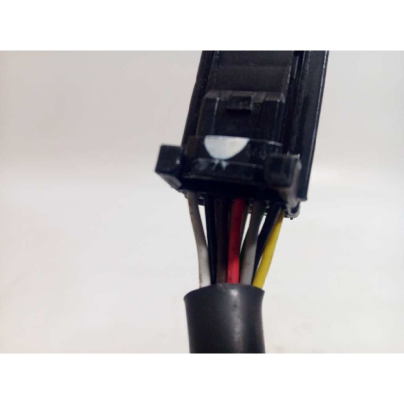 Recambio de retrovisor derecho para renault clio iv 0.9 referencia OEM IAM 963018590R  