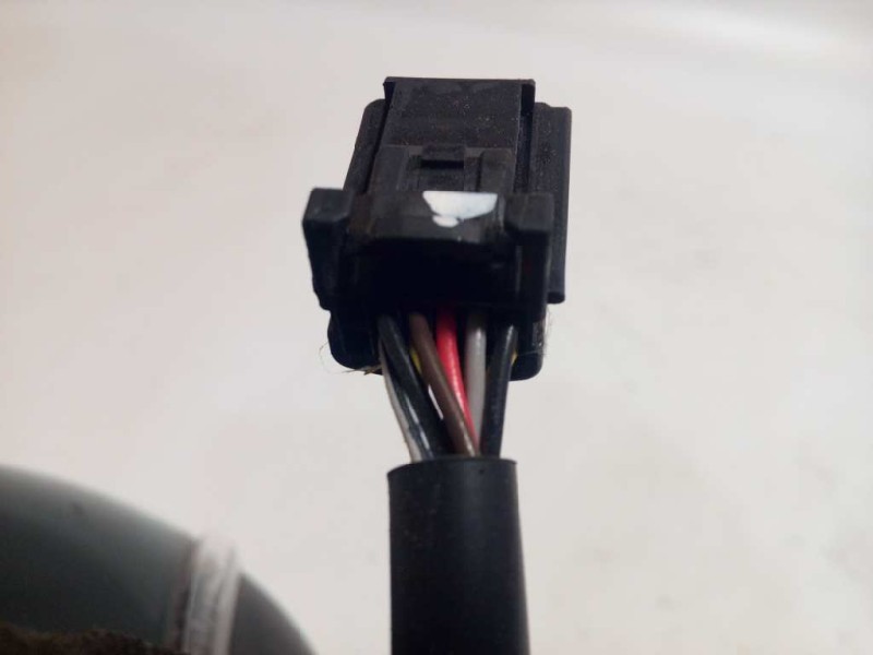 Recambio de retrovisor izquierdo para renault clio iv 0.9 referencia OEM IAM 963027417R  