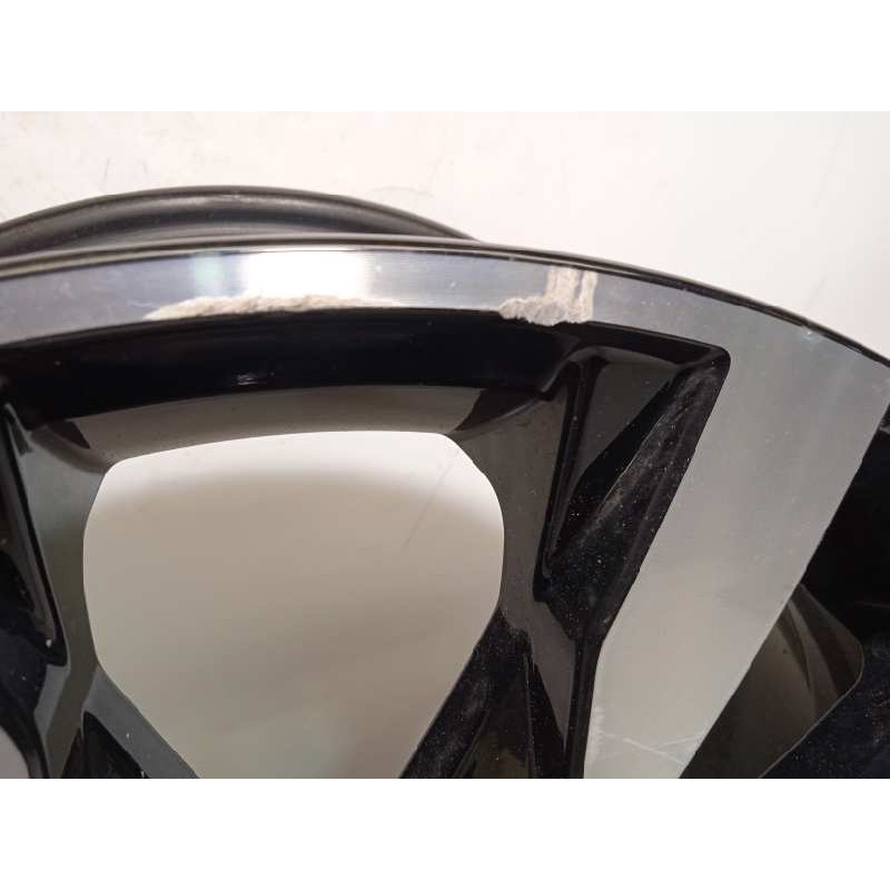 Recambio de llanta para volvo v40 2.0 cat referencia OEM IAM 31664557  32207147