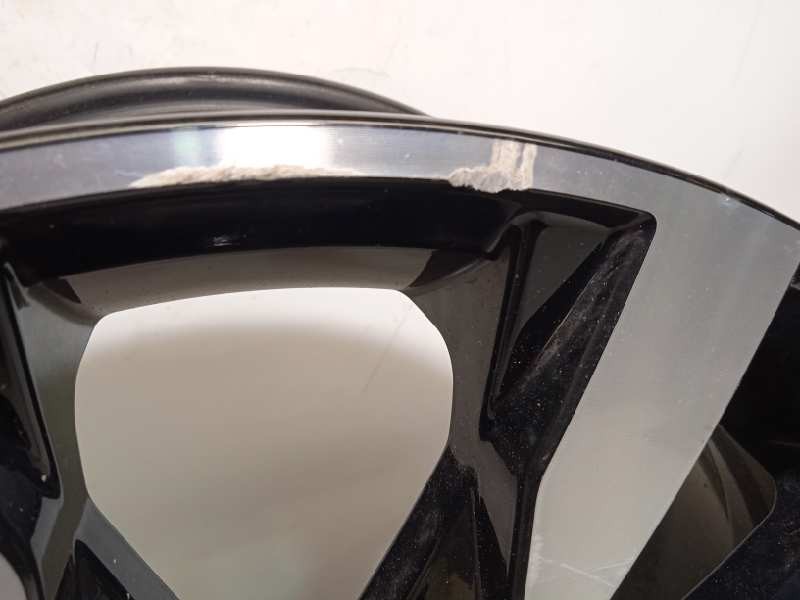 Recambio de llanta para volvo v40 2.0 cat referencia OEM IAM 31664557  32207147