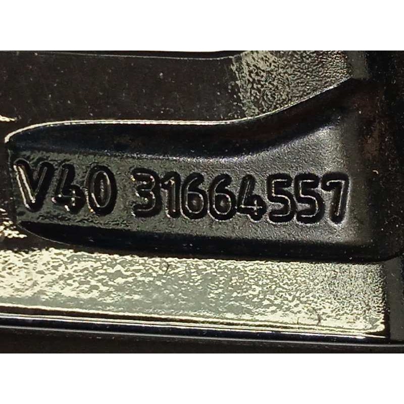 Recambio de llanta para volvo v40 2.0 cat referencia OEM IAM 31664557  32207147