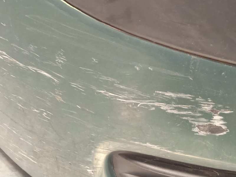 Recambio de paragolpes delantero para opel corsa c sport referencia OEM IAM 93174597  