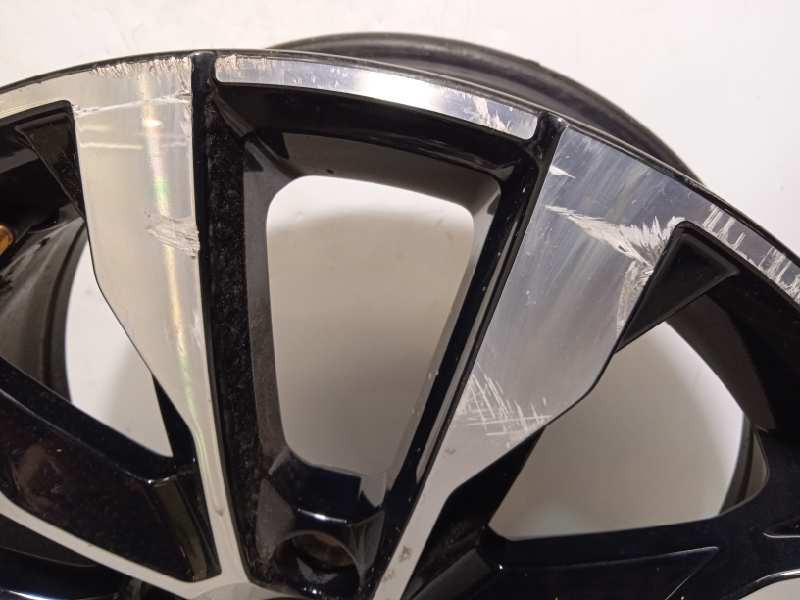 Recambio de llanta para volvo v40 2.0 cat referencia OEM IAM 31664557  32207147