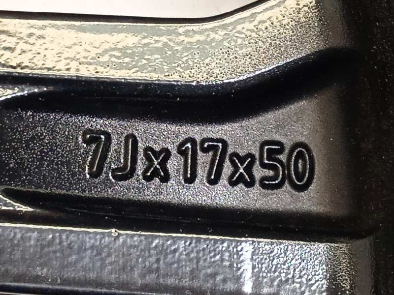 Recambio de llanta para volvo v40 2.0 cat referencia OEM IAM 31664557  32207147