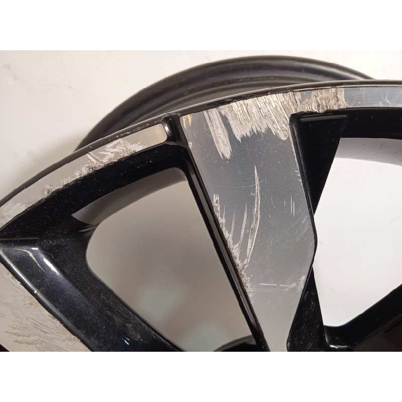 Recambio de llanta para volvo v40 2.0 cat referencia OEM IAM 31664557  32207147