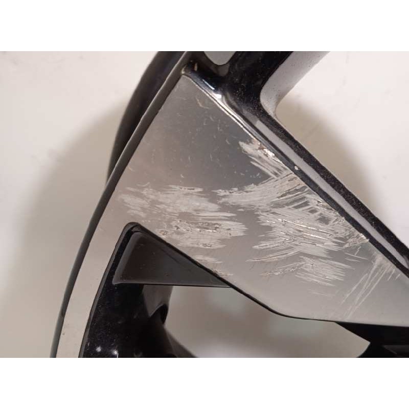 Recambio de llanta para volvo v40 2.0 cat referencia OEM IAM 31664557  32207147