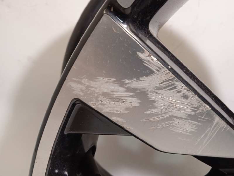 Recambio de llanta para volvo v40 2.0 cat referencia OEM IAM 31664557  32207147