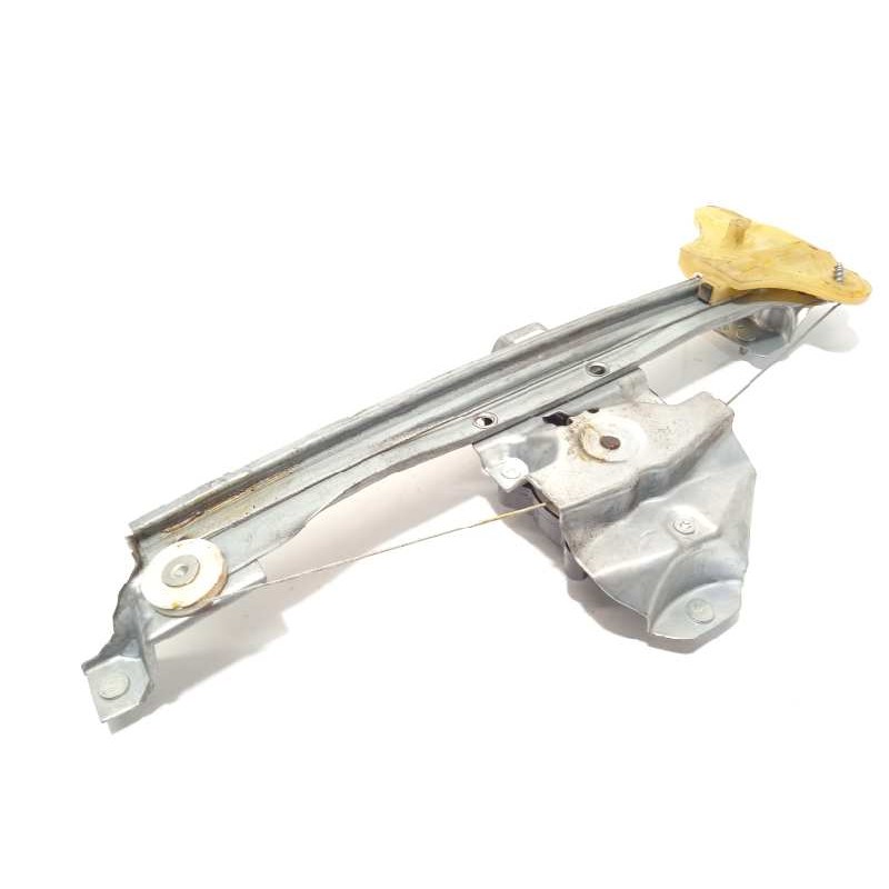 Recambio de elevalunas trasero derecho para renault captur 1.5 dci diesel fap referencia OEM IAM 827009380R  