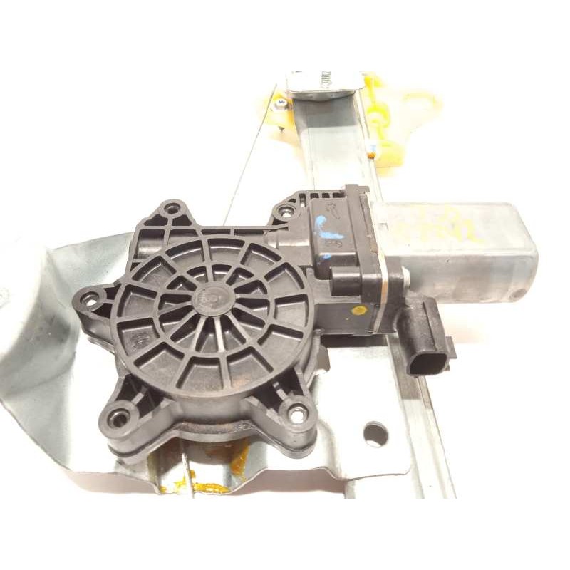 Recambio de elevalunas trasero derecho para renault captur 1.5 dci diesel fap referencia OEM IAM 827009380R  