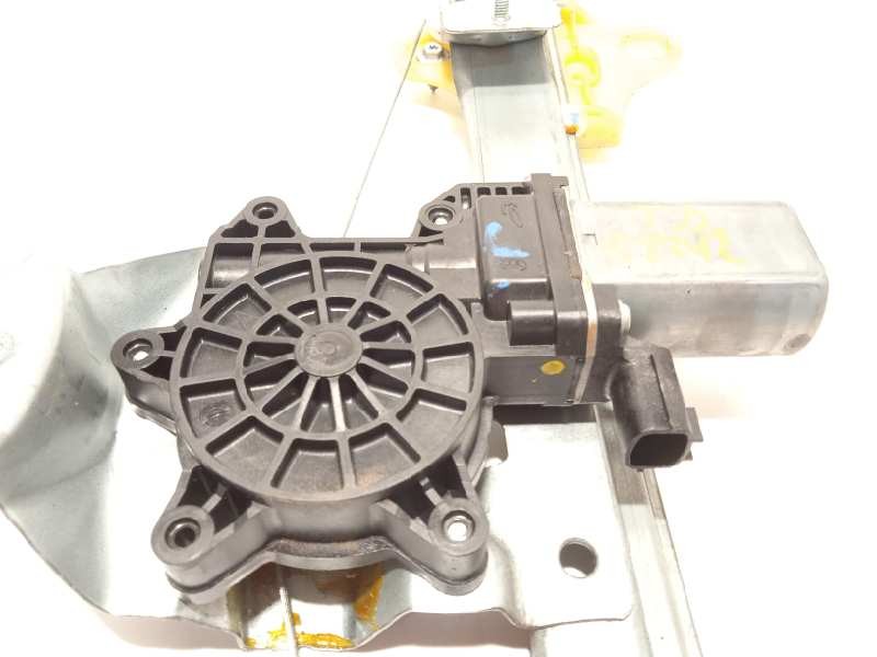 Recambio de elevalunas trasero derecho para renault captur 1.5 dci diesel fap referencia OEM IAM 827009380R  