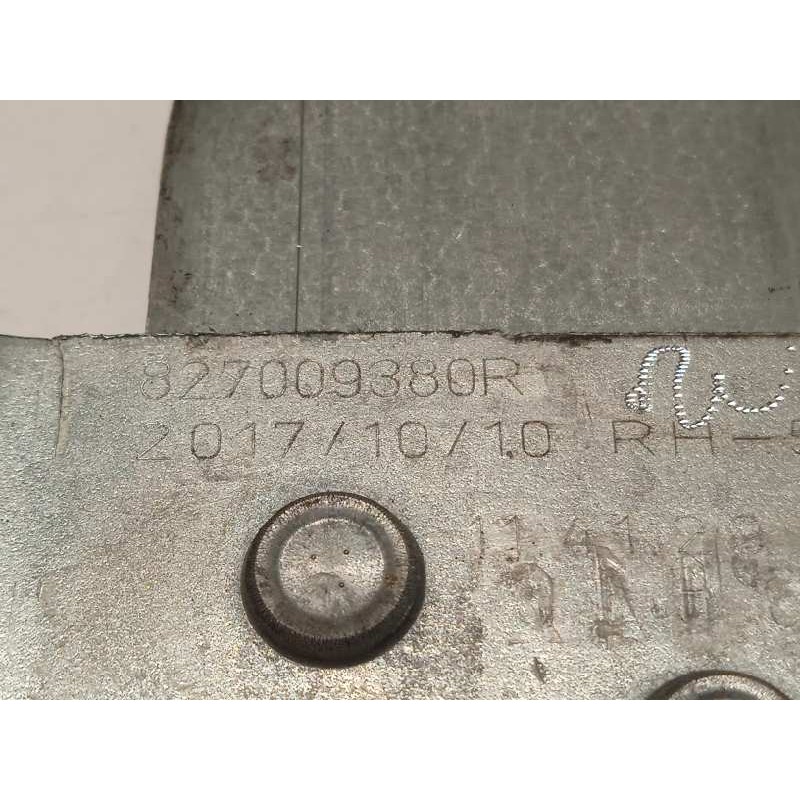 Recambio de elevalunas trasero derecho para renault captur 1.5 dci diesel fap referencia OEM IAM 827009380R  