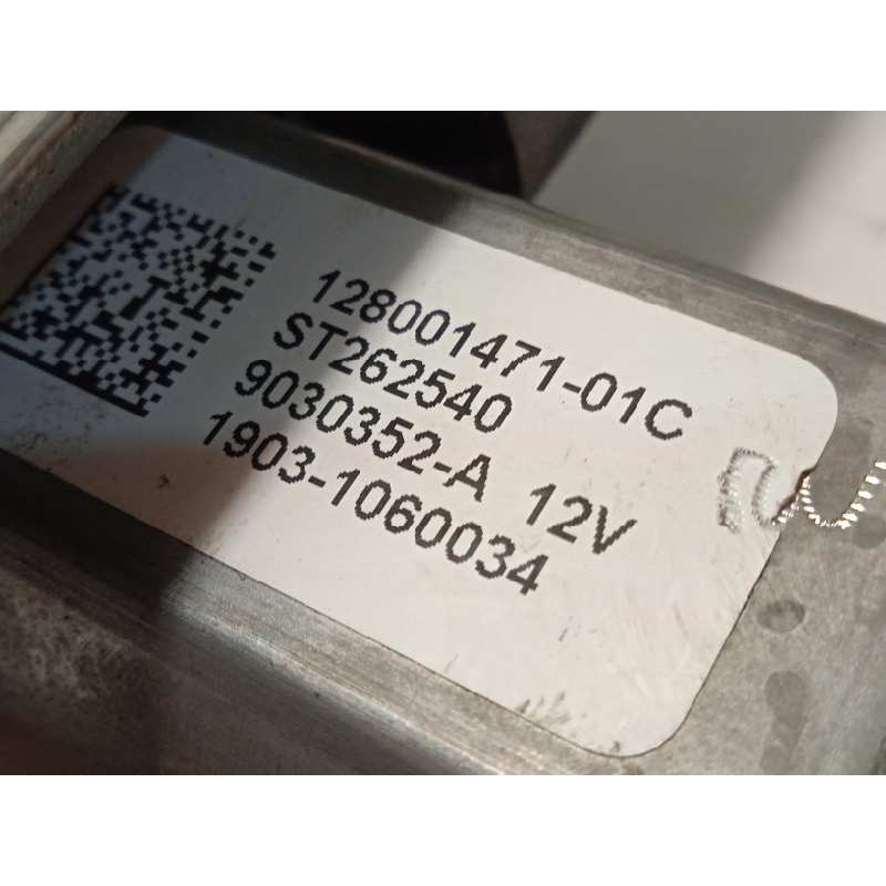 Recambio de elevalunas trasero derecho para renault captur 1.5 dci diesel fap referencia OEM IAM 827009380R  