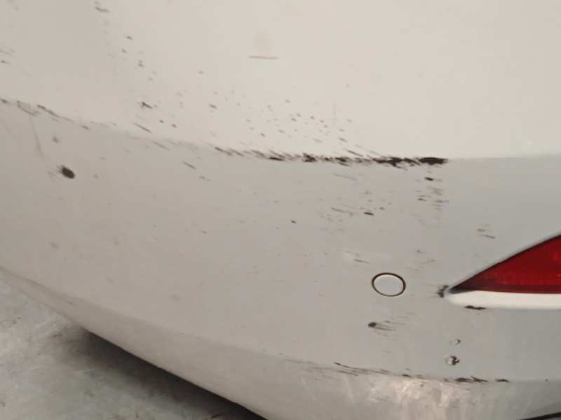 Recambio de paragolpes trasero para volvo v40 2.0 cat referencia OEM IAM 39820432  