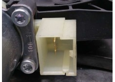 Recambio de elevalunas delantero derecho para volkswagen tiguan 2.0 tdi referencia OEM IAM 5NA837462  5Q0959801C 2