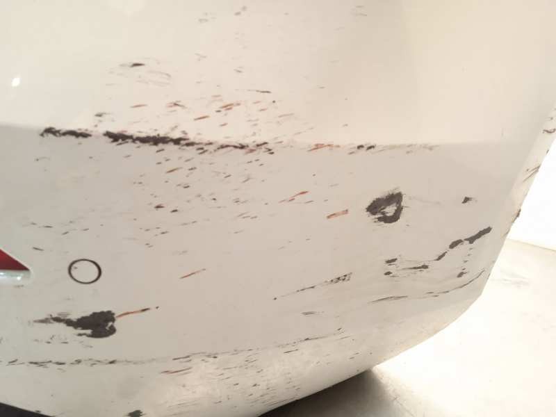 Recambio de paragolpes trasero para volvo v40 2.0 cat referencia OEM IAM 39820432  