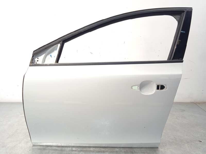 Recambio de puerta delantera izquierda para volvo v40 2.0 cat referencia OEM IAM 32321018  31278419